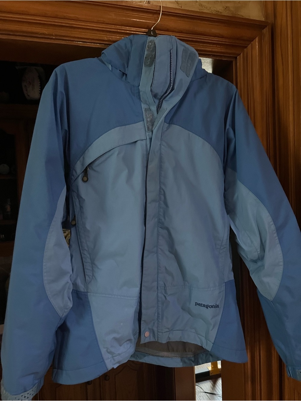 Patagonia goretex xcr Two-Tone Light and Dark Blue Hooded rain Jacket